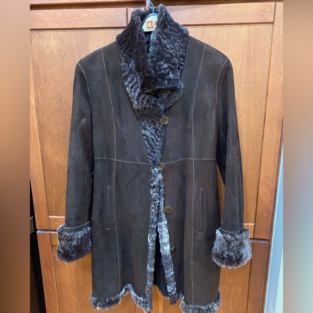 Blueduck Like New Shearling Genuine Sheepskin Brown Winter Coat
